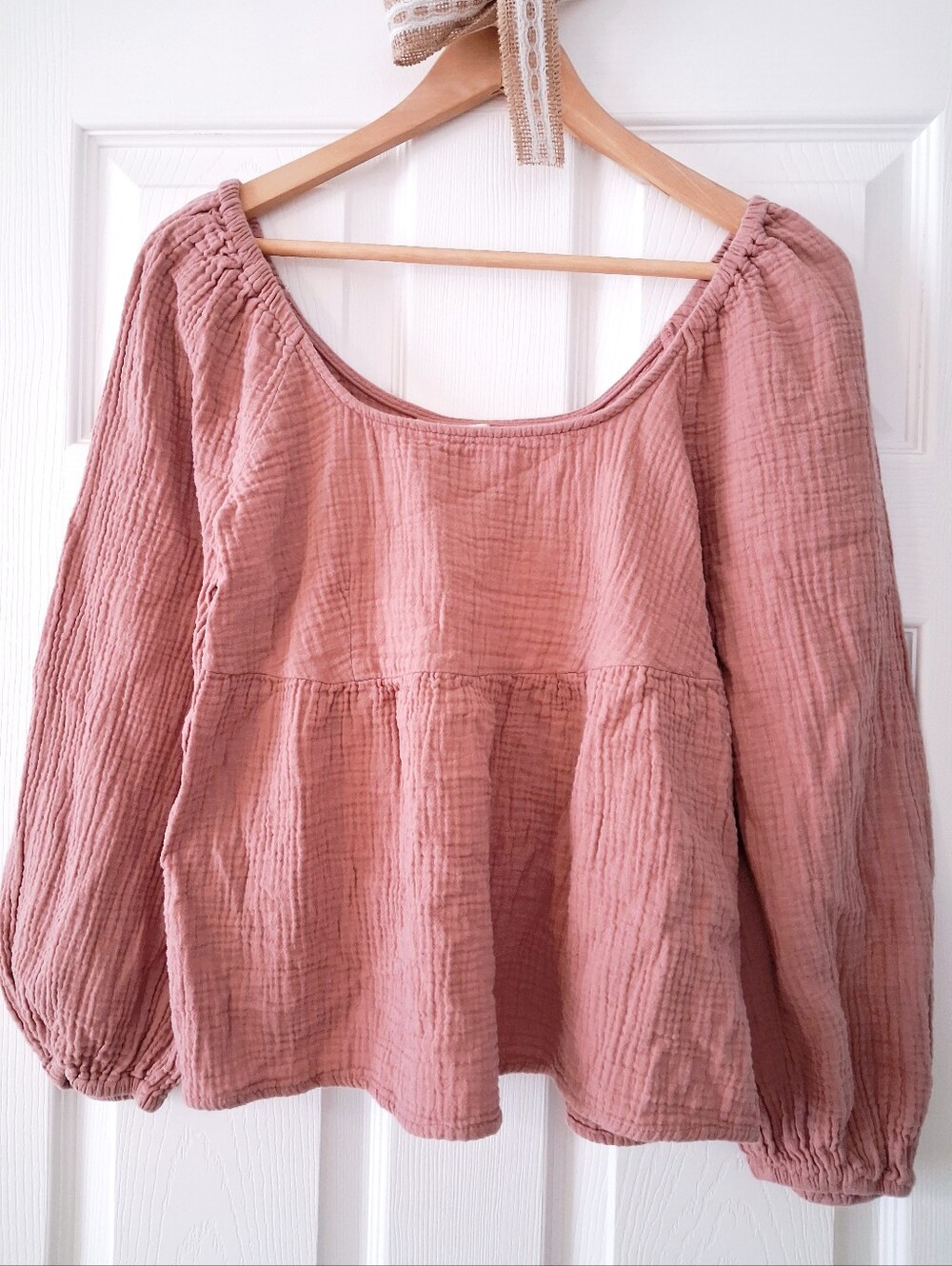 Universal Thread Muave Rose Plum Pink Cotton Gauze Balloon Sleeve Peasant Top